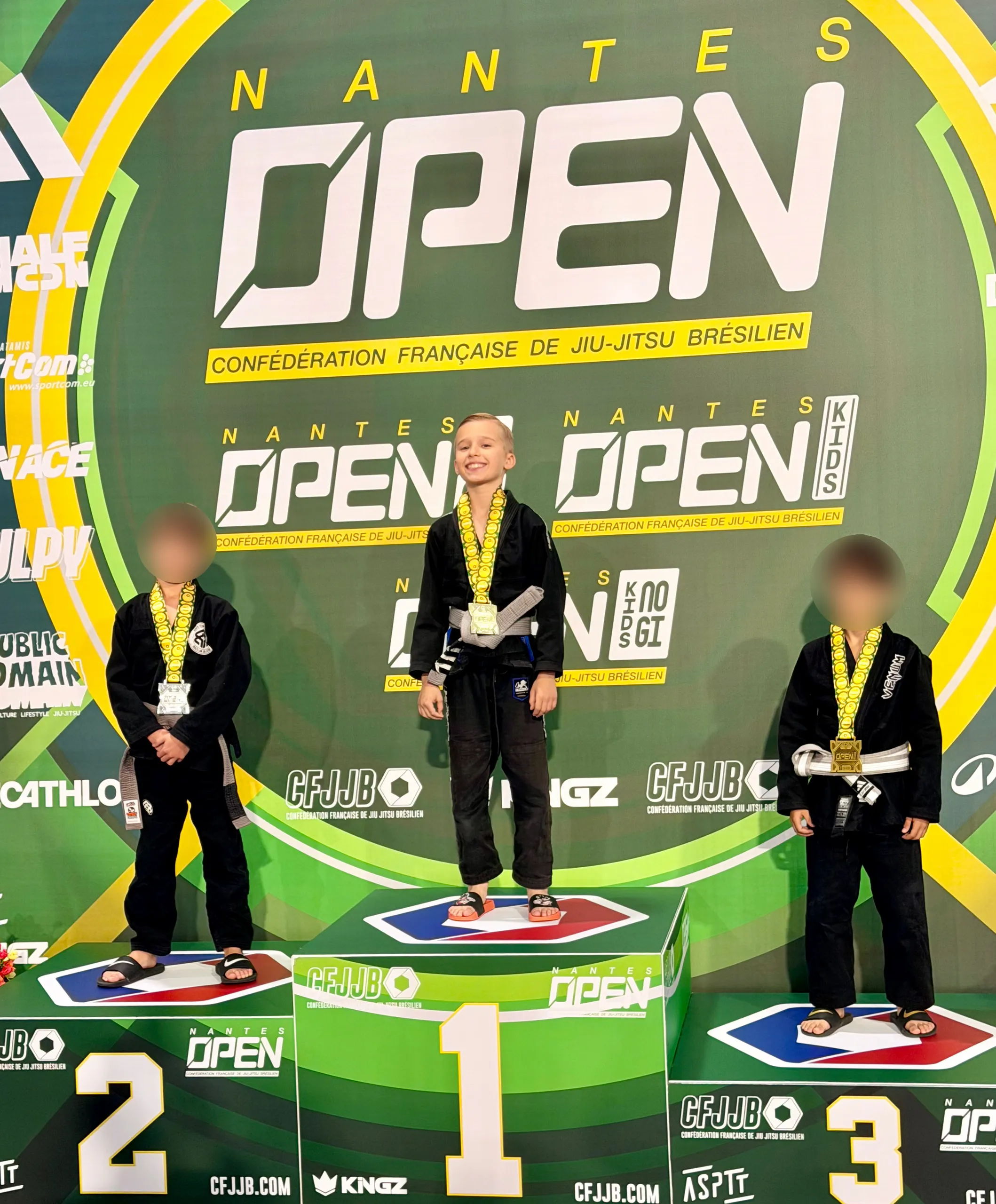 Compétitions Jiu-jitsu brésilien kid - CFBJJ Bourges, KABUTO Bressuire, CFBJJ Nantes